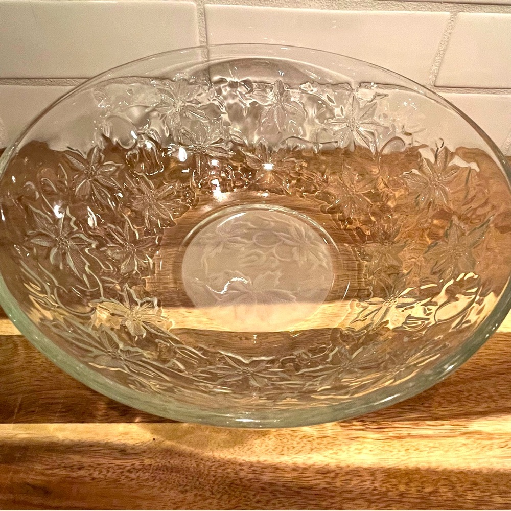 Princess House Fantasia 8 inch Round Bowl